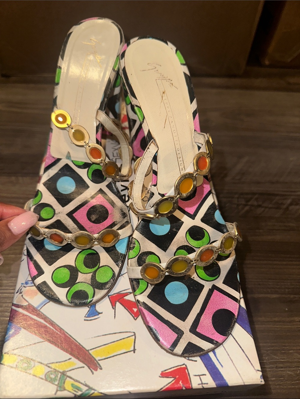 Giuseppe Zanotti Multicolor Geometric Mules with Gold Chain - Picture 3 of 7